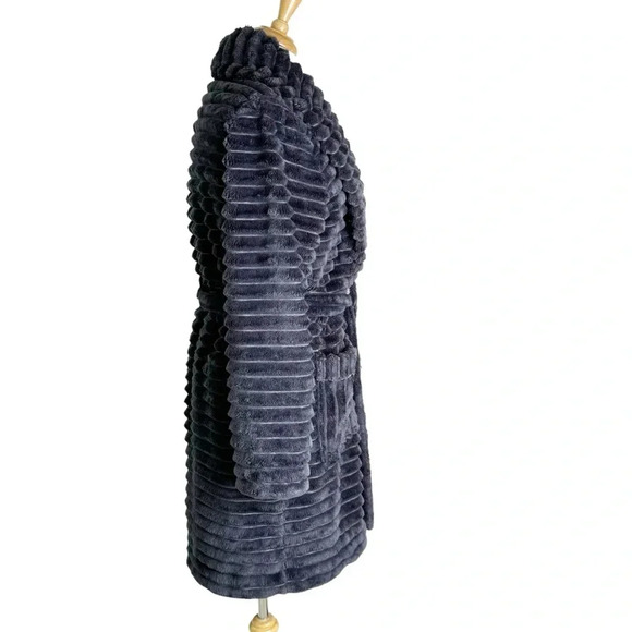 Anthropologie Mariposa Faux Fur Ribbed Wrap Belted Robe Dark Gray Size XS/S - Picture 6 of 11
